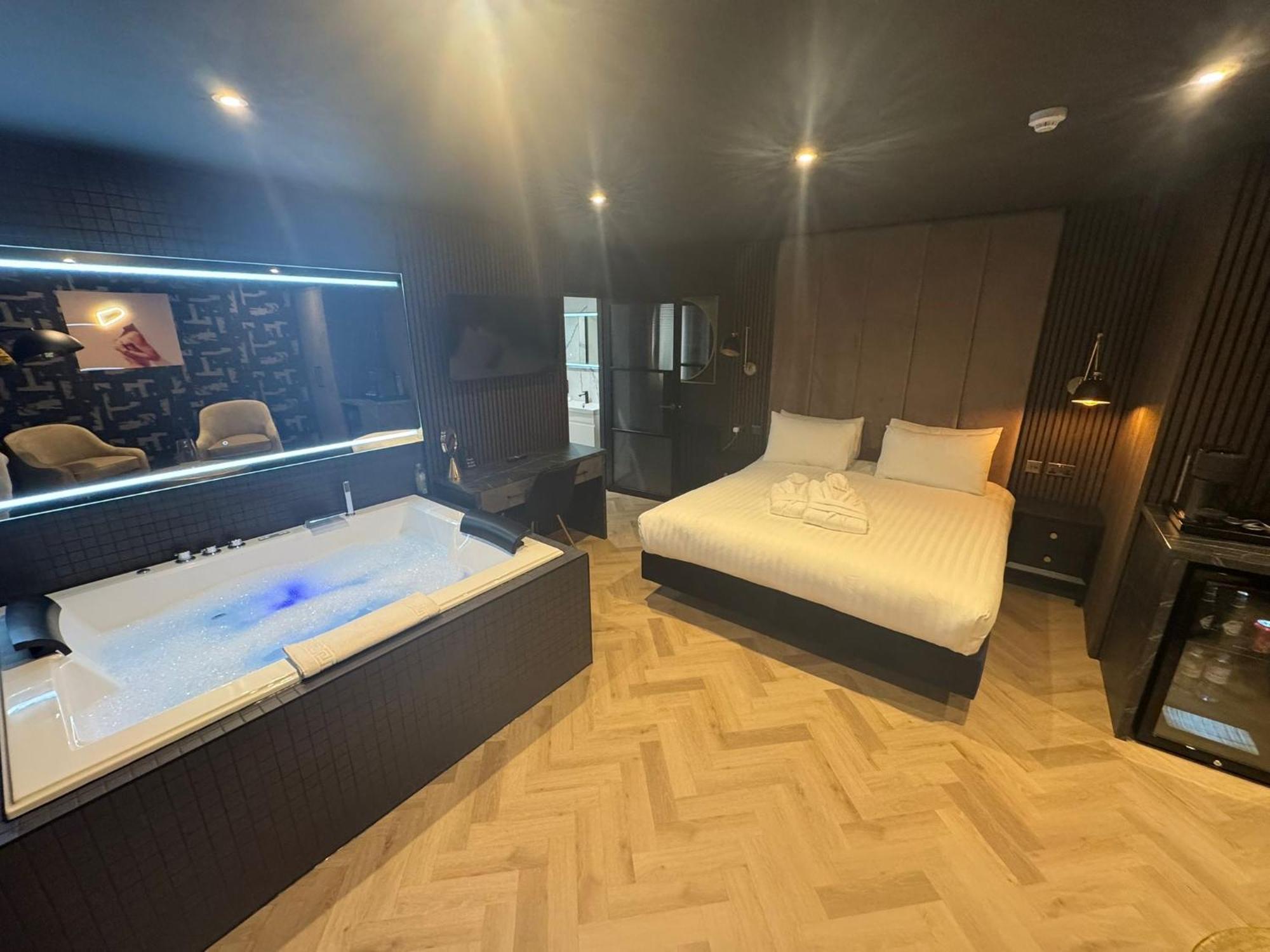 Secret Suites 兰卡斯特 外观 照片